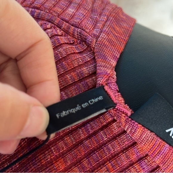 Theory viscose cardigan, sweater this could be used as a sexy dress top - Picture 10 of 10